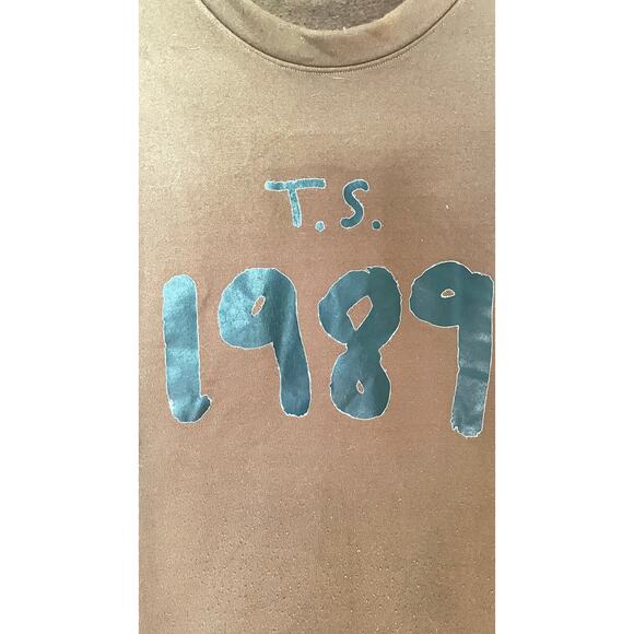 Taylor Sift 1989 sweatshirt - Picture 4 of 5
